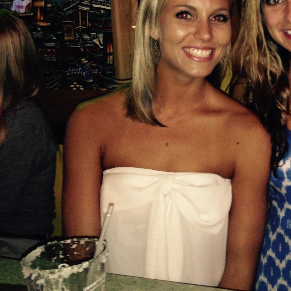 Ivory Bow Top!